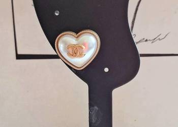 kolczyki Chanel--guziki