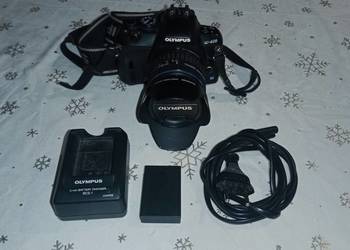 Lustrzanka cyfrowa OLIMPUS E420 cały zestaw