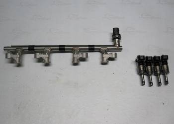 Mazda 2 DJ 1.5 i SKYACTIV-G 21R. 09C0707952 P51313250 LISTWA WTRYSKOWA KPL