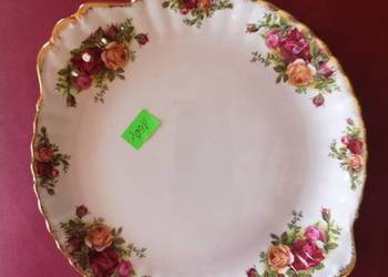 Patera. Old Country. Roses Royal Albert. England