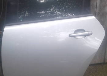 Peugot 3008 drzwi próg  fotele tapicerka