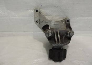 ŁAPA MOCOWANIE SKRZYNI OPEL CORSA D ADAM 1.2 1.4 13185906
