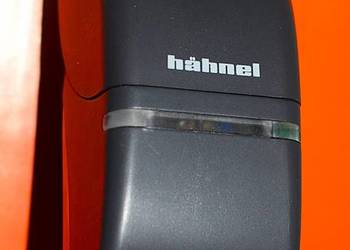 Ładowarka do akumulatorków typu AA , AAA. , nowa ,,hahnel ''