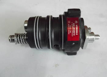 Rozdzielacz monobloku MTZ