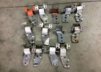 Zawias Drzwi Man L2000 85626906009/8/18 Prawy Lewy