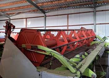 Heder Claas z stołem rzepaku Gruby ślimak