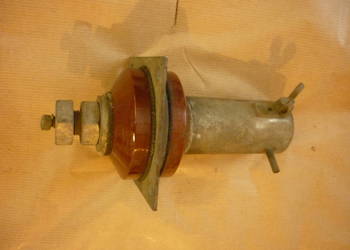 Izolator antenowy do radiostacji.