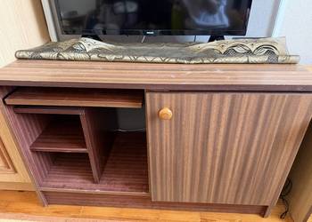 Szafka PRL / vintage z półką – do renowacji