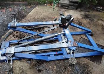 Podnośnik nożycowy pneumatyczny – udźwig 2500 kg