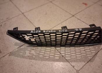 Alfa Romeo Mito Atrapa kratka w zderzaku prawa .