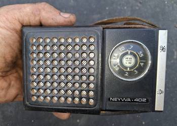 RADIO NEYWA - 402, W PEŁNI SPRAWNE, RADYJKO, MINI RADYJKO