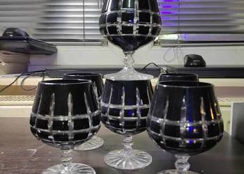 Czarne kryształowe ręcznie rżnięte kieliszki do koniaku XO lub armagnacu XO