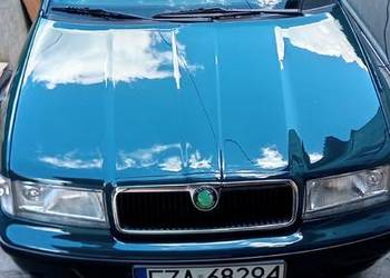 Sprzedam Skodę Octavię Kombi 1.6LX