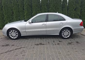 Mercedes E 200  2006r