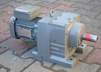 Motoreduktor 0.55kw. 9,9obr./min.. SEW