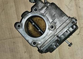 Przepustnica Toyota Avensis II T25 22030-0D011 1.8 16V