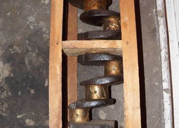 wał korbowy URSUS 4011