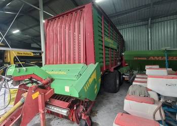 Przyczepa samozbierająca strautmann giga vitesse III