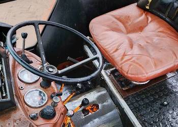 Ciągnik renault 4 cylindry mwm , zamiana