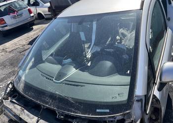 Opel Corsa d szyba czołowa