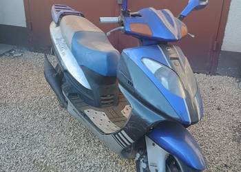 Skuter prawie nowy