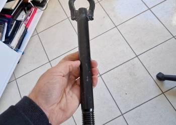 Hak ucho wkrętka do holowania Mercedes Citan w420 Renault Kangoo IV