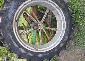 Sprzedam opony z felgami zetor 7211