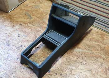 Audi 100 / 200 Typ 43 Typ43 Konsola środkowa czarna Nr 431863241