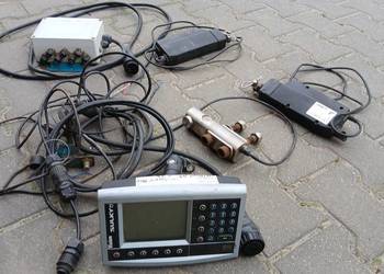 Siłowniki elektryczne sterownik WISION rozsiewacza SULKY