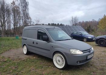 Opel combo 1.7td 65koni klima elektryka kamera cofania LED itp !