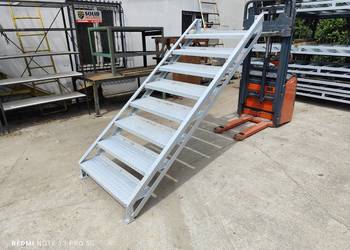 Schody metalowe blacha łezkowa wejście na 169cm loft 8 stopni