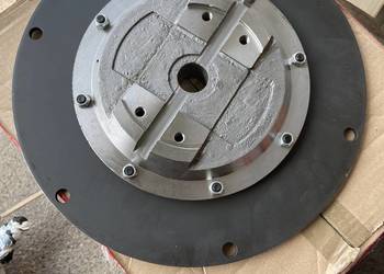 Tłumik drgań 84146340 New Holland T8 Steiger Oryginał CNH Tłumik drgań 84146340 New Holland T8 Steiger Oryginał CNH