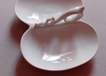 Secesyjny porcelanowy kabarfet Hutschenreuther. Sygnatura z lat 1857-1920.