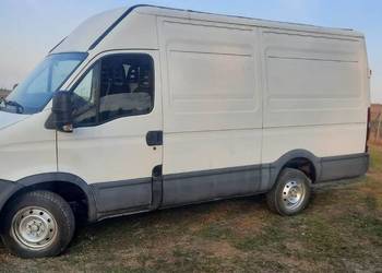 Iveco Daily Lift 2011r Max Wysoki Średni 2.3d przebieg 200000km