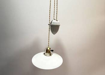 Stara lampa wisząca kuchenna z przeciwwagą oprawka z wyłącznikiem