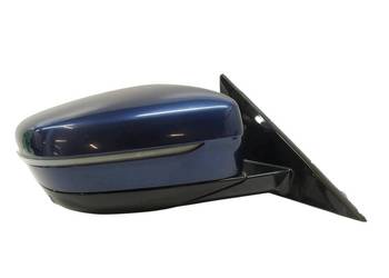 LUSTERKO  PRAWE 9PIN EUROPA C10 KAMERA ASYSTENT  Bmw Seria 5 G30 G31