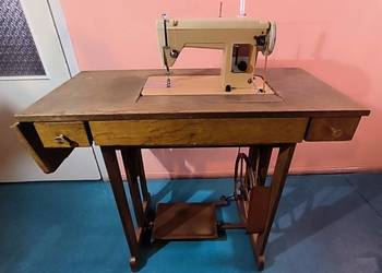 Stara maszyna do szycia -sprawna !