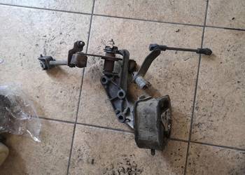 Mechanizm skrzyni biegów Opel Astra C20XE C20NE F20 Vectra A 16v 90305272