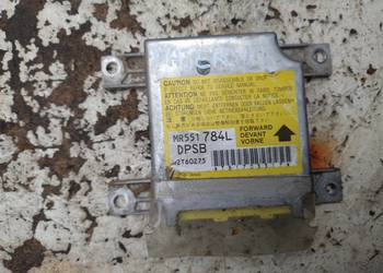 Mitsubishi Pajero III 3,2DID Sensor airbag moduł MR551784L