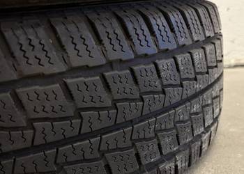 Hankook Winter RW06 215/65R16 109/107 R