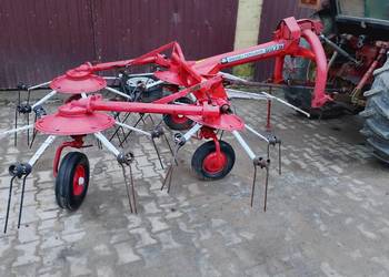 Przetrząsarka do siana pająk kuhn . Deutz Far.claas