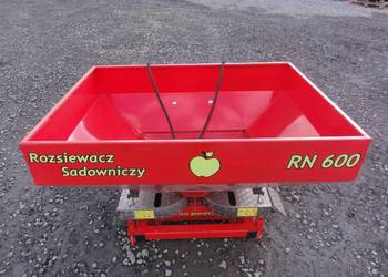 Rozsiewacz nawozów ALTRO 600l 800l 1200l