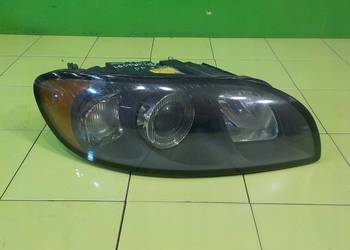 VOLVO C70 II 2.4 B AUT 07r 2D lampa prawa przod 31283042