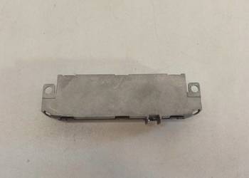 WZMACNIACZ ANTENOWY 8K5035225 AUDI A4 B8