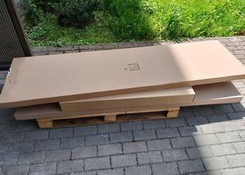 Wnoszenie Paczek Kurierakich