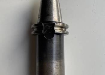 Trzpień frezarski zabierakowy DIN40 fi 22 mm 110 mm