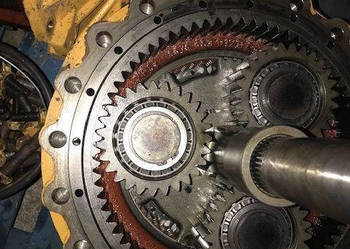 Liebherr L550 - Zwolnica Tylna [CZĘŚCI]