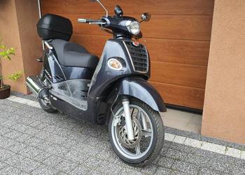 Kymco People 250