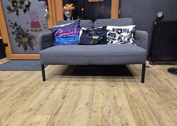 Sofa 2-osobowa  + 2 taboreciki