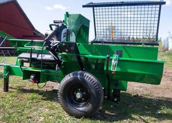 Kombajn do drewna opałowego, przerzyna i rozłupuje drewno o śr. do 28cm